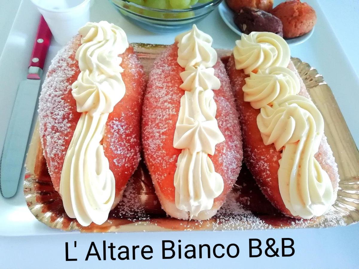 B&B L'Altare Bianco Vieste Exteriör bild